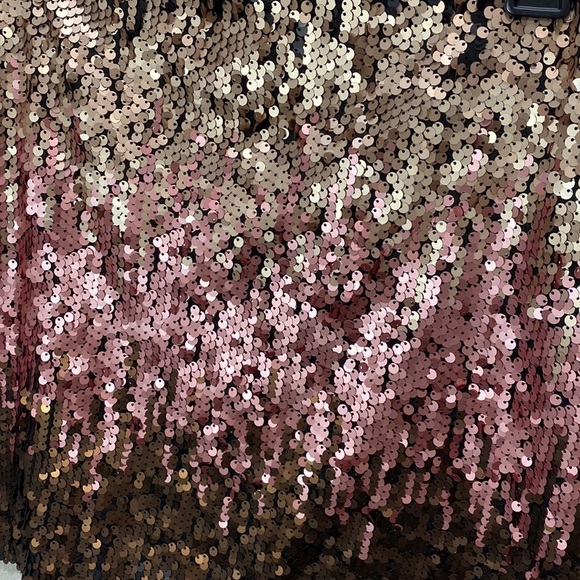 5 for $25 Minkpink all over sequin skirt ombré mini - Picture 2 of 6